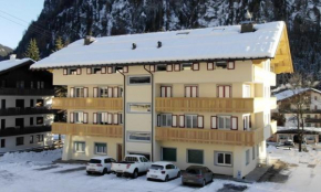 Cèsa Carlotta Campitello Die Fassa